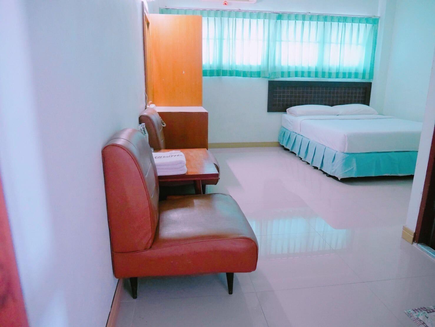 Pakchong Phubade Hotel Exterior photo